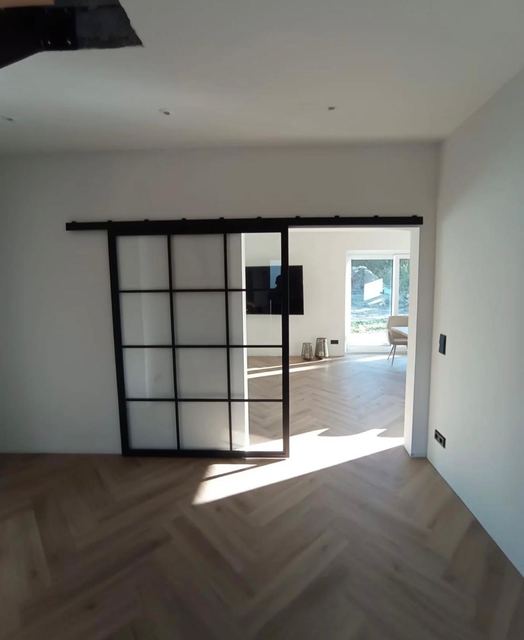 Loft-Schiebetür, geöffnet